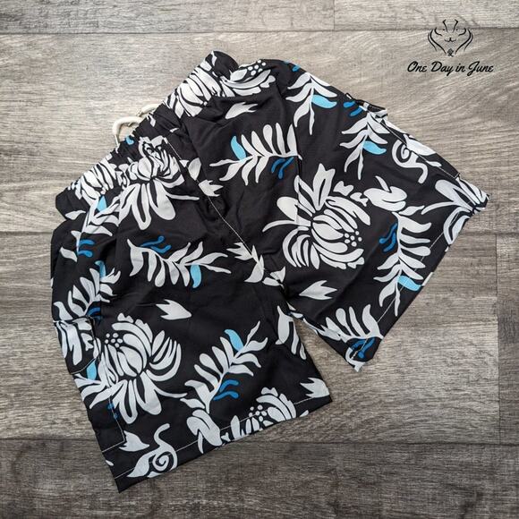 Amzbrly Drawstring Board Shorts Size 4-5 yr - Picture 5 of 5